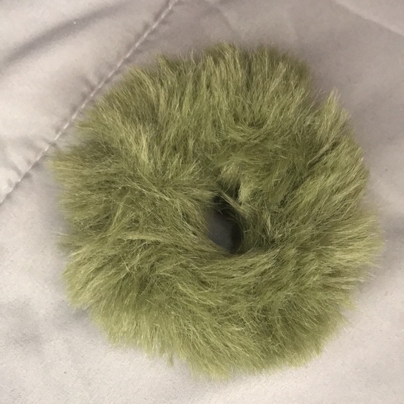 2 set, scrunchies from Icing. - Picture 2 of 5